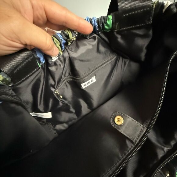 Diane Von Furstenberg Disco Zebra Green Tote Bag with Laptop Compartment - Picture 8 of 9